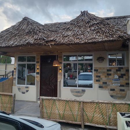 Babajay Family Home Dar es Salaam Ngoại thất bức ảnh