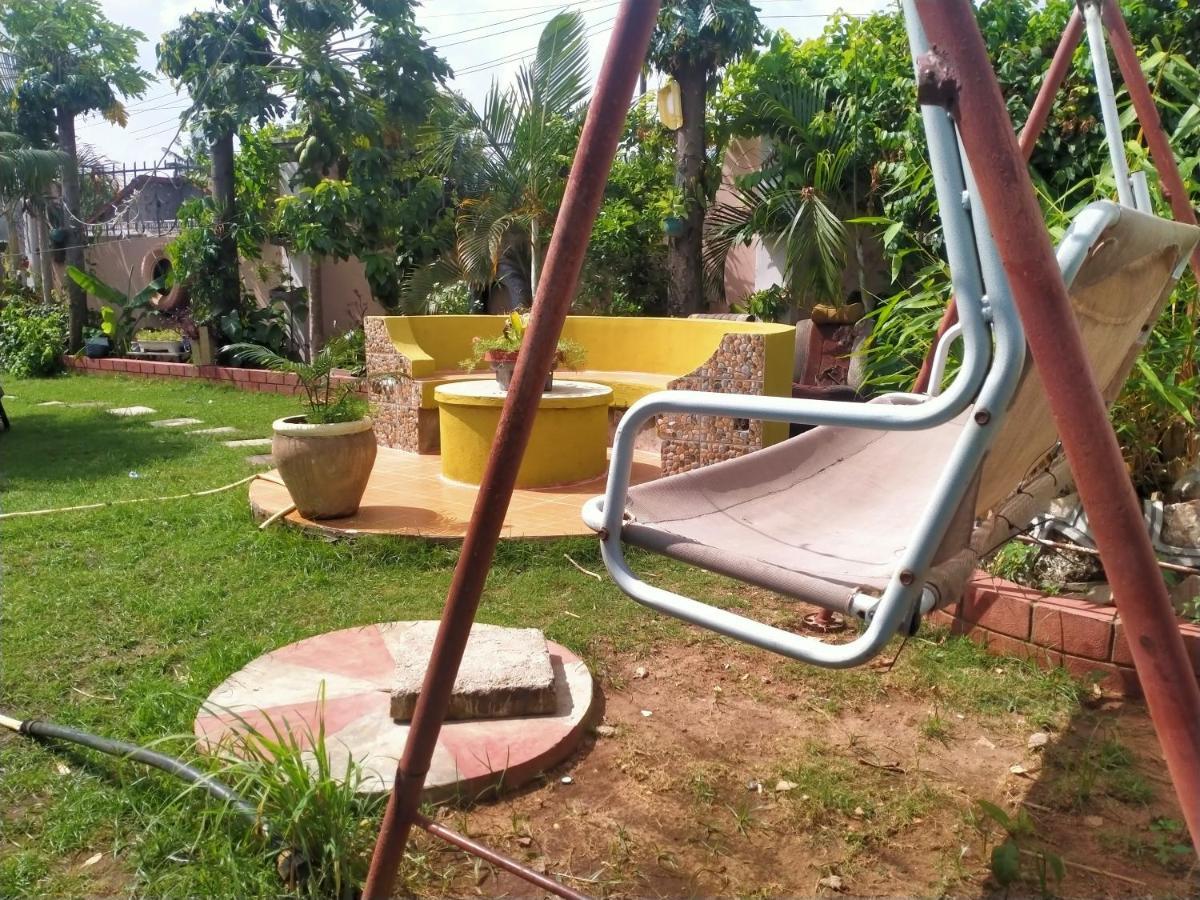 Babajay Family Home Dar es Salaam Ngoại thất bức ảnh