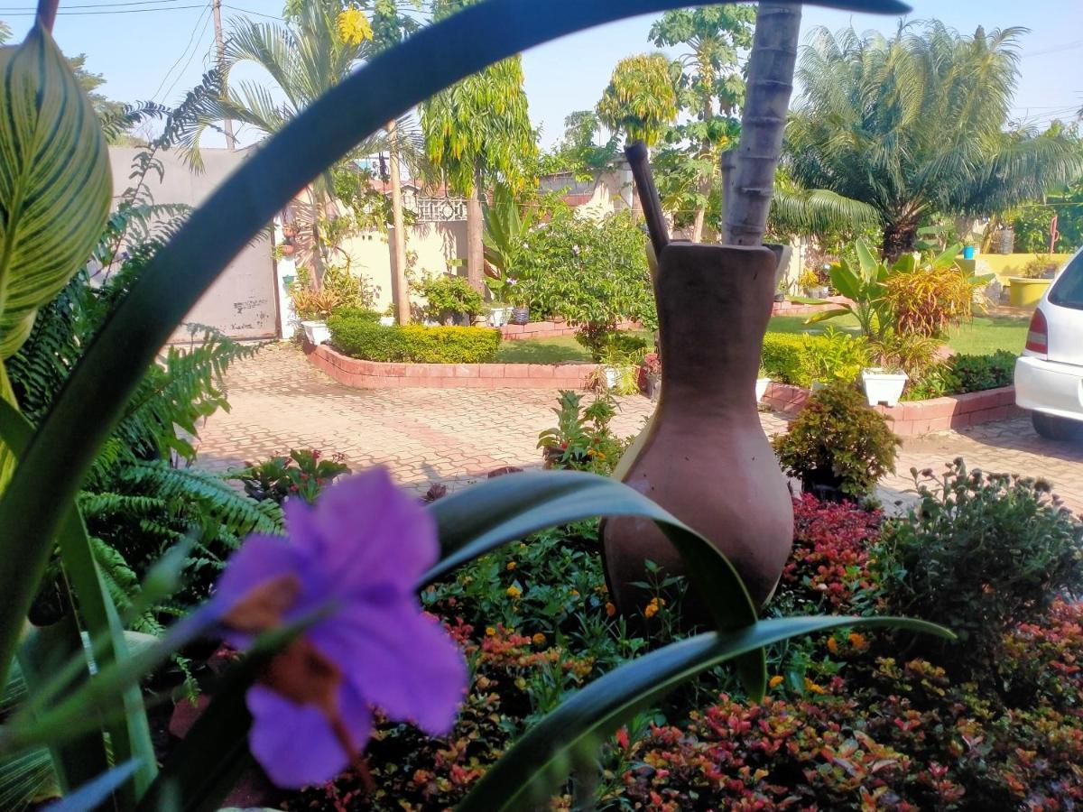Babajay Family Home Dar es Salaam Ngoại thất bức ảnh