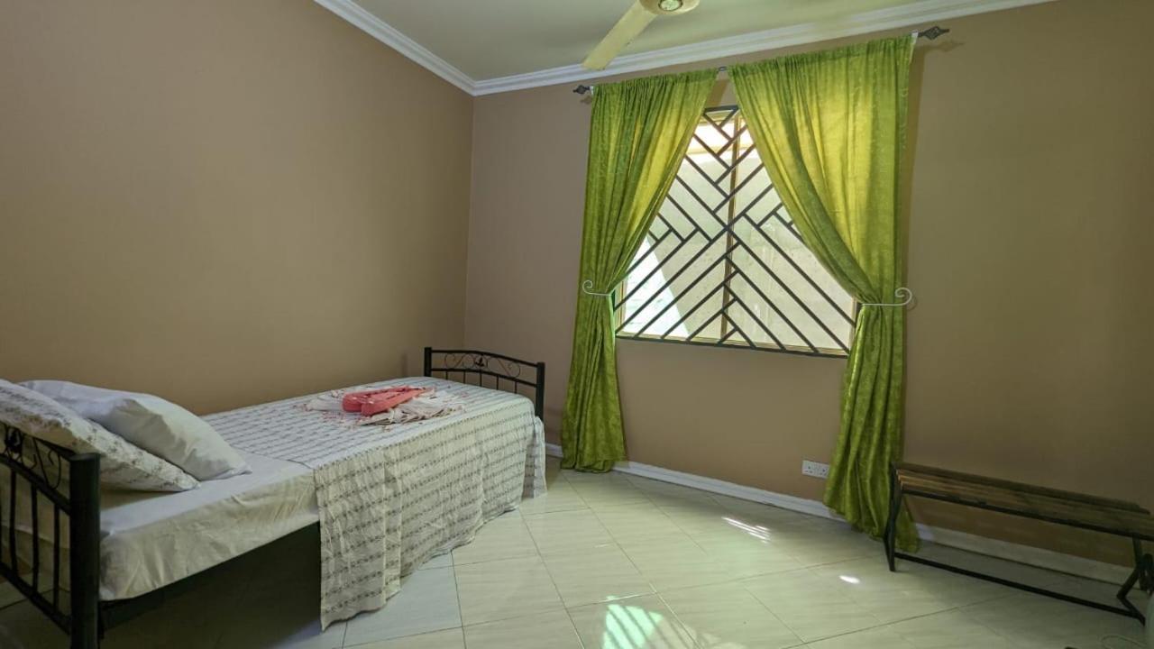 Babajay Family Home Dar es Salaam Ngoại thất bức ảnh