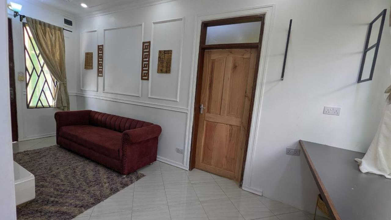 Babajay Family Home Dar es Salaam Ngoại thất bức ảnh