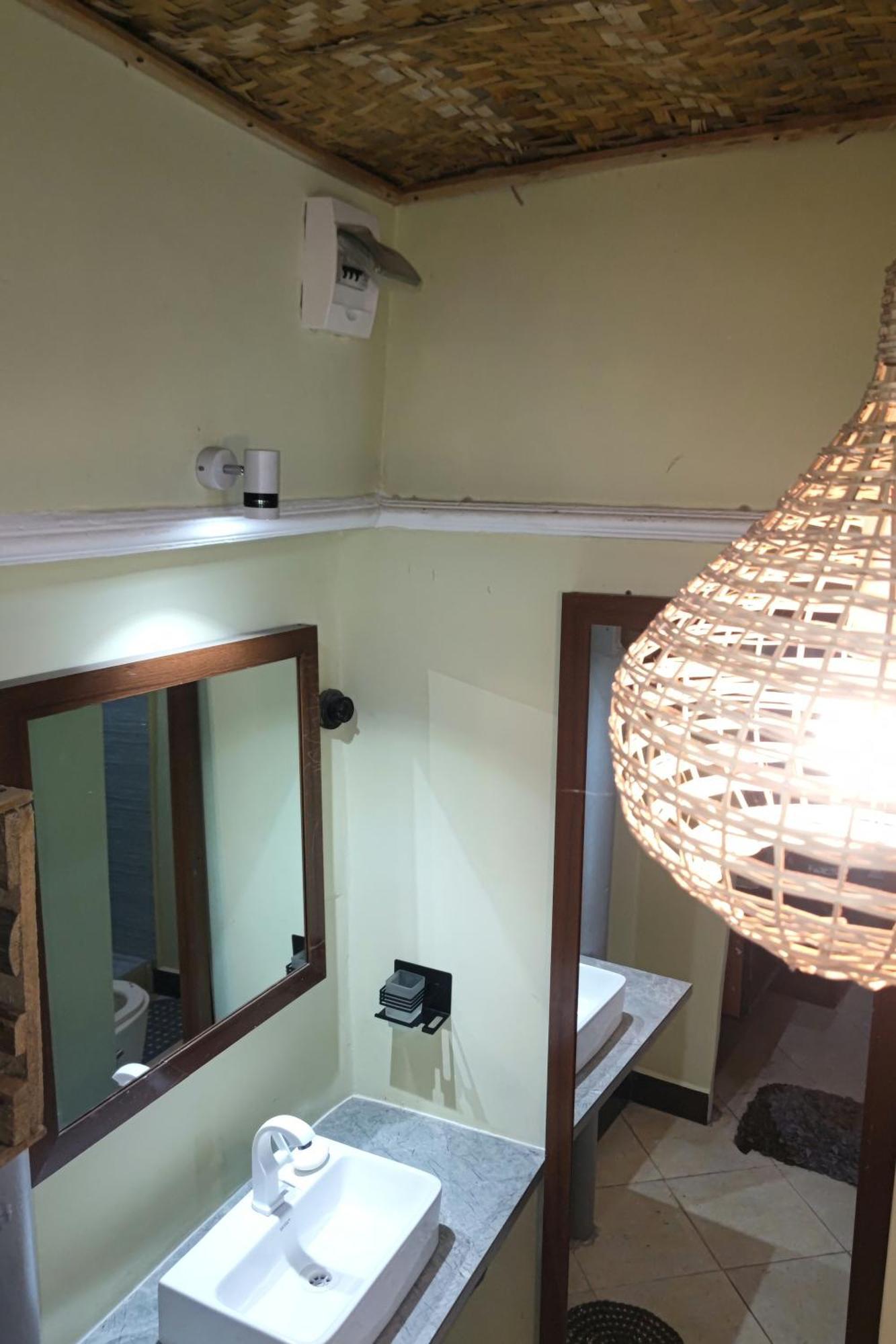 Babajay Family Home Dar es Salaam Ngoại thất bức ảnh